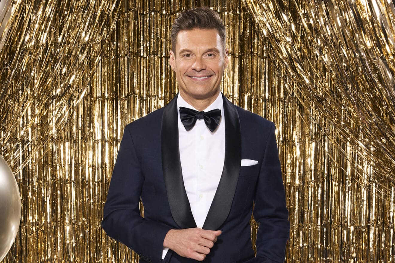 Ryan Seacrest Rockin New Year's Eve