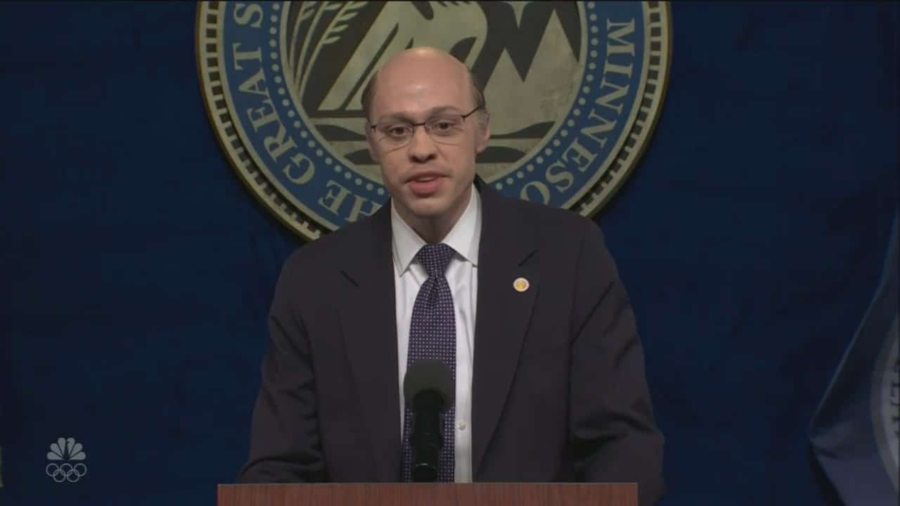 Pete Davidson as Tom Homan