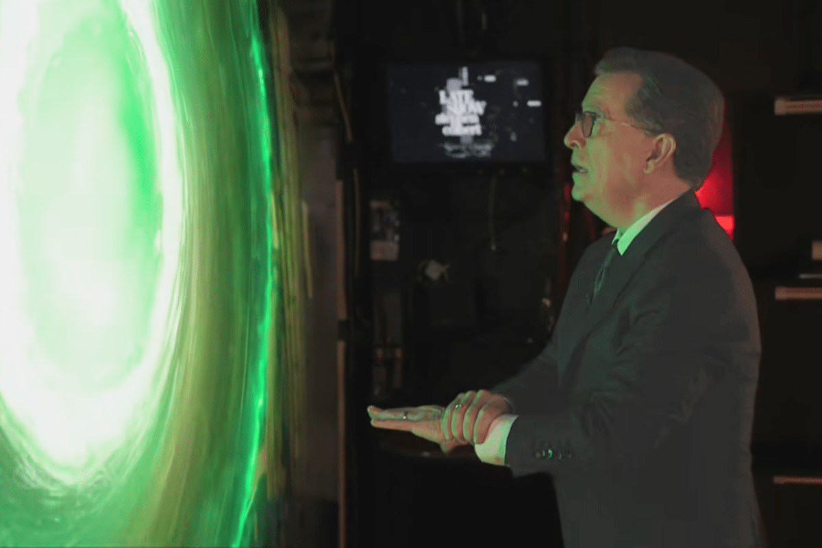 Stephen Colbert wormhole