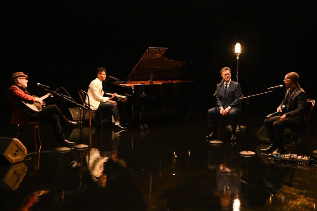 Late Show Finale Wormhole Hello Goodbye